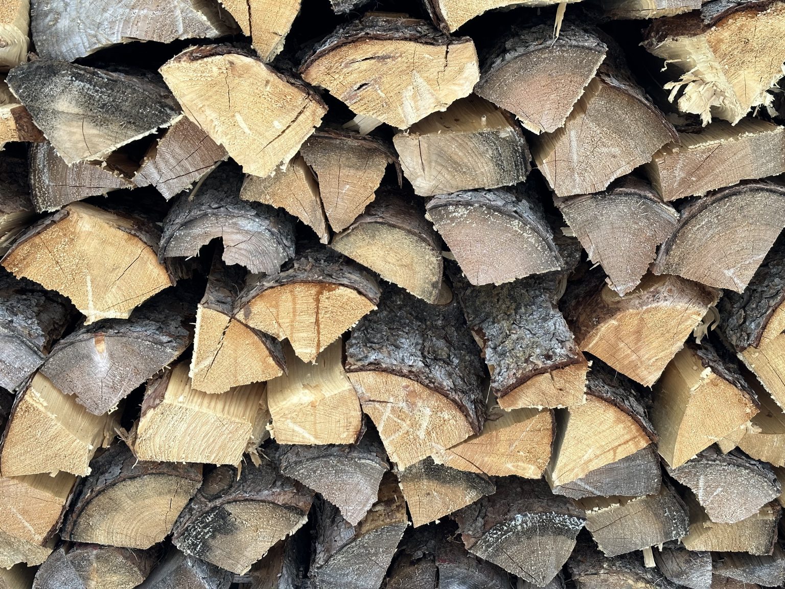 Firewood for Sale Spruce Grove Edmonton Euro Yard Service